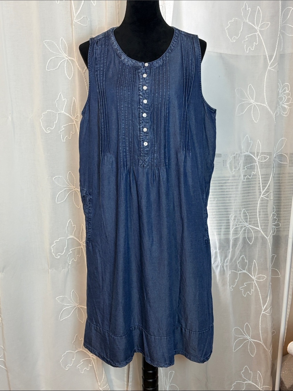 NWT Coldwater Creek Tencel Jean dress L with pockets